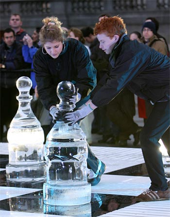 Callum Kilpatrick and Jovanka Houska, Ice Chess, London, January 2007